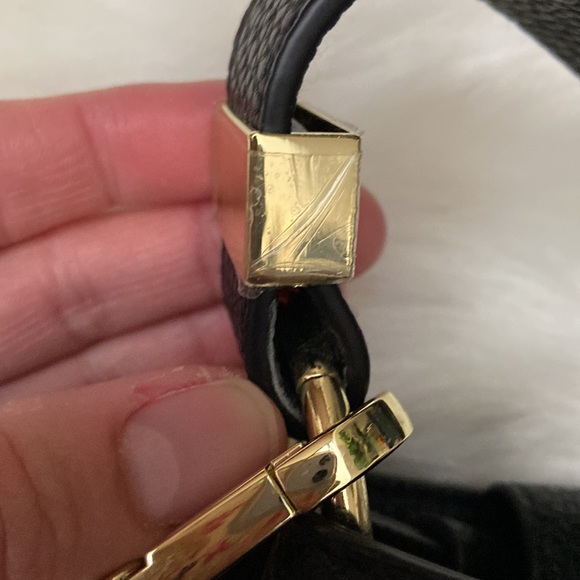 Host Pick ⭐️ 🌟 Steve Madden small black crossbody/ shoulder bag ⭐️ 🌟 - Picture 3 of 8